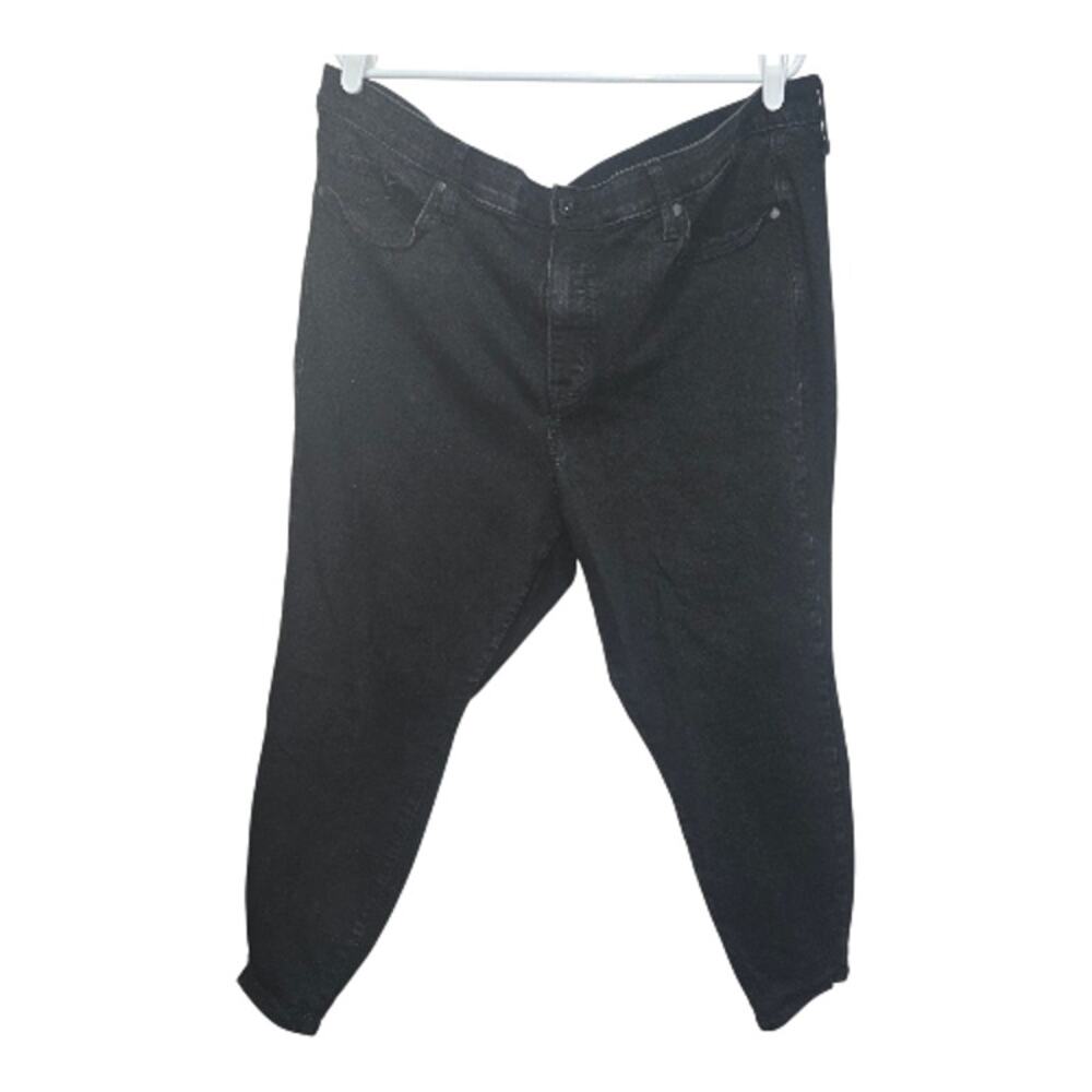 Torrid 24 Short Sky High Skinny Black Jeans High Rise Feel the Fit